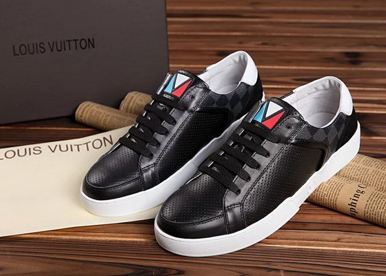 LV Fashion Casual Shoes Men--038